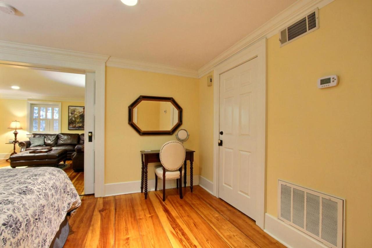 Bird Baldwin Magnolia Suite Savannah Exterior photo