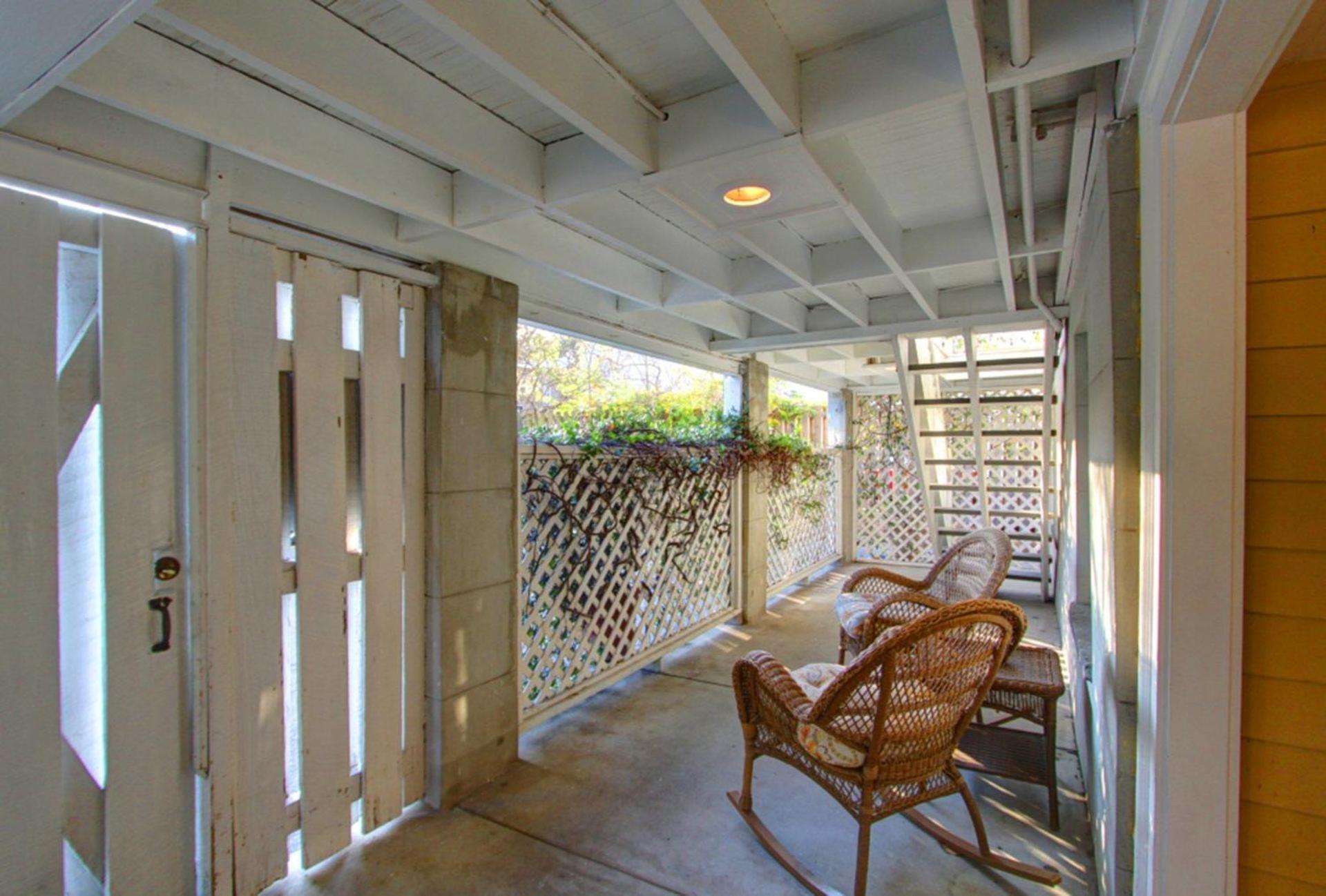 Bird Baldwin Magnolia Suite Savannah Exterior photo